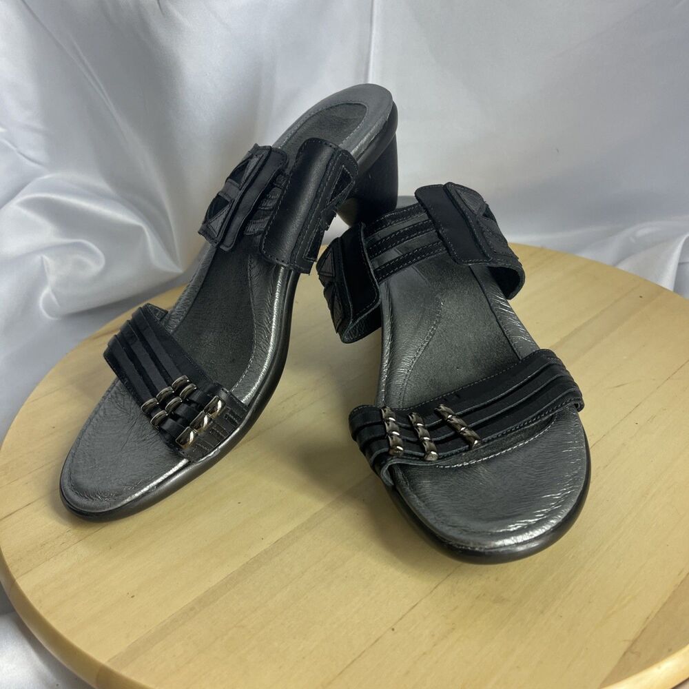 Naot Shoes  Womens Eur 40 US 9 Afrodita Sandals silver Gray Leather Low Heels